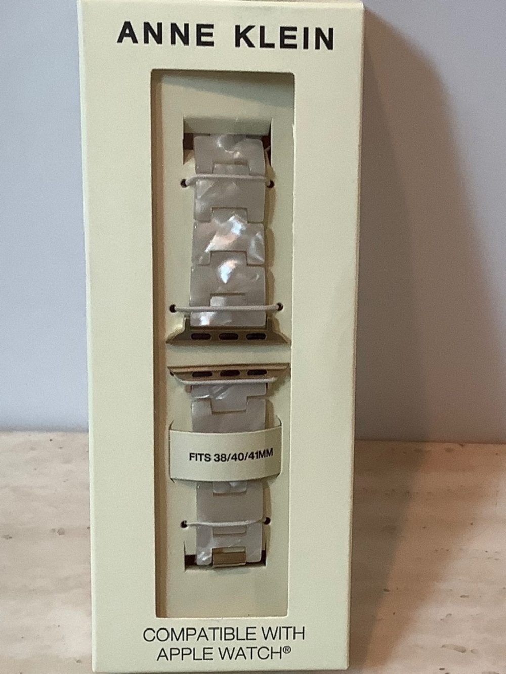 Anne Klein | White Fashion Band | Apple Watch